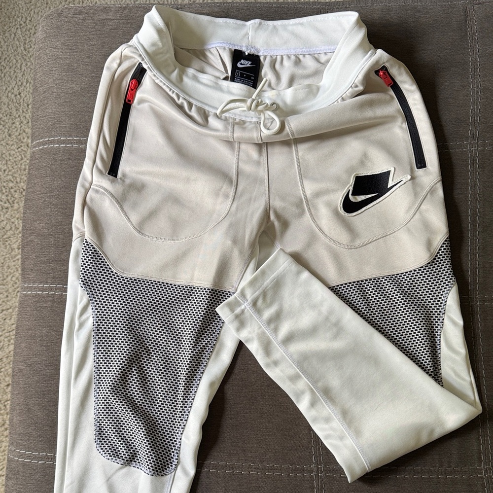 Size Small Ultra Rare Nike Cream and Black Joggers